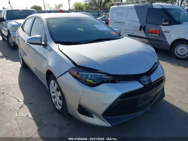 5YFBURHE4KP910907 2019 TOYOTA COROLLA - Image 1