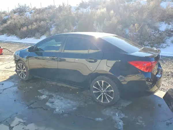 5YFBURHE4KP911717 2019 TOYOTA COROLLA - Image 2