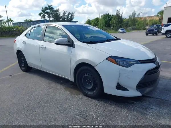 5YFBURHE4KP912446 2019 TOYOTA COROLLA - Image 1