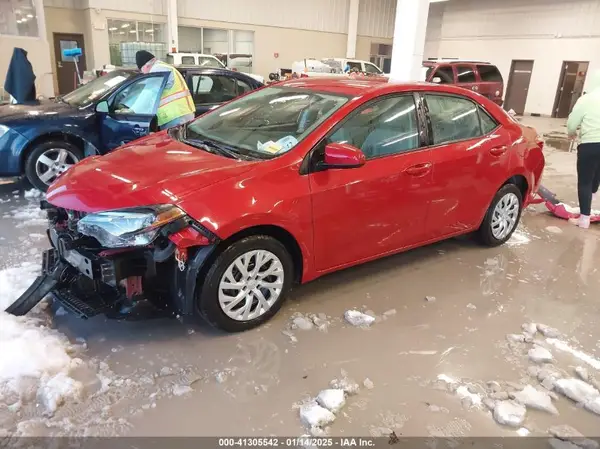5YFBURHE4KP913645 2019 TOYOTA COROLLA - Image 2