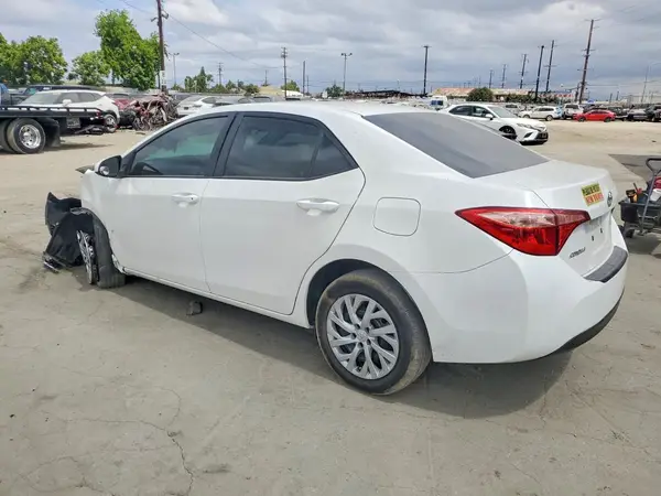 5YFBURHE4KP915122 2019 TOYOTA COROLLA - Image 2