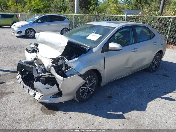5YFBURHE4KP915783 2019 TOYOTA COROLLA - Image 2