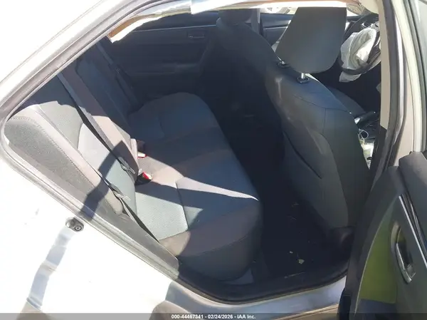 5YFBURHE4KP915783 2019 TOYOTA COROLLA - Image 8
