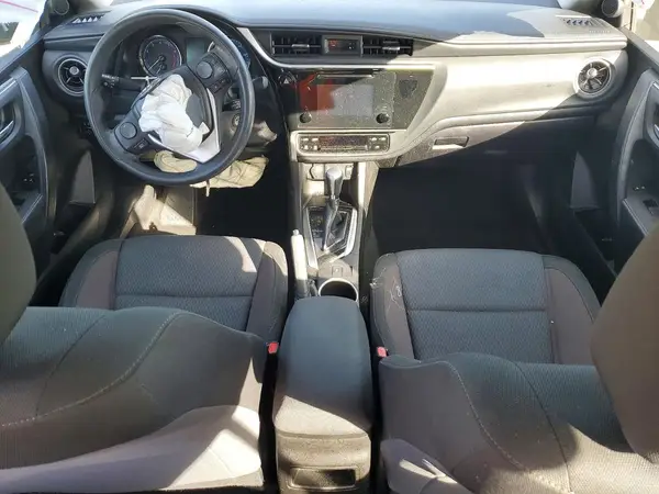 5YFBURHE4KP919221 2019 TOYOTA COROLLA - Image 8