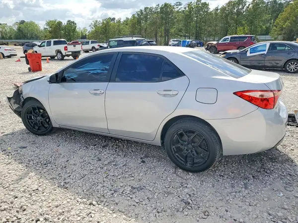 5YFBURHE4KP922796 2019 TOYOTA COROLLA - Image 2