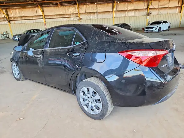 5YFBURHE4KP923074 2019 TOYOTA COROLLA - Image 2