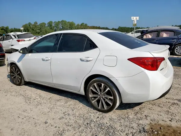 5YFBURHE4KP923771 2019 TOYOTA COROLLA - Image 2