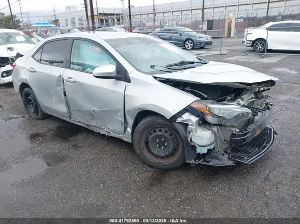 5YFBURHE4KP925097 2019 TOYOTA COROLLA - Image 1