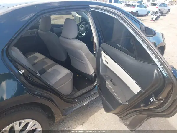 5YFBURHE4KP928016 2019 TOYOTA COROLLA - Image 8