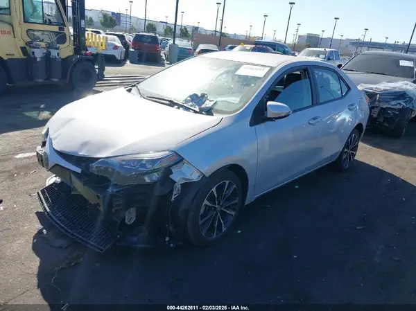 5YFBURHE4KP929358 2019 TOYOTA COROLLA - Image 2