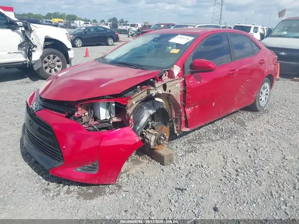 5YFBURHE4KP929652 2019 TOYOTA COROLLA - Image 2