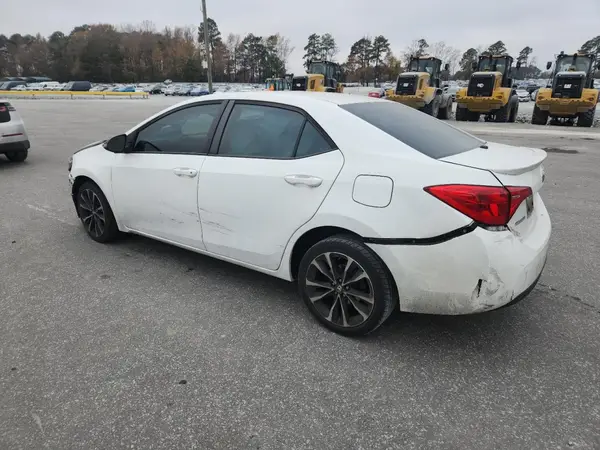 5YFBURHE4KP933099 2019 TOYOTA COROLLA - Image 2