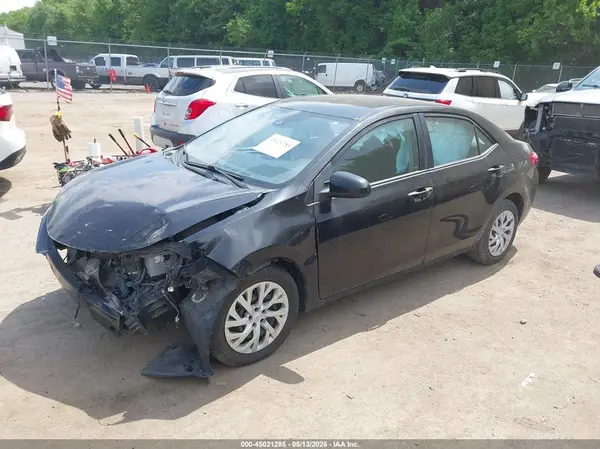 5YFBURHE4KP939792 2019 TOYOTA COROLLA - Image 2