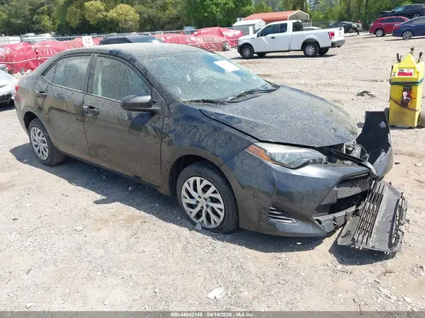 5YFBURHE4KP939825 2019 TOYOTA COROLLA - Image 1