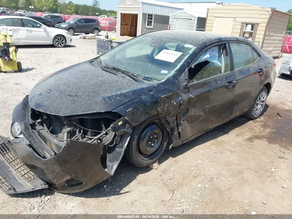 5YFBURHE4KP939825 2019 TOYOTA COROLLA - Image 2