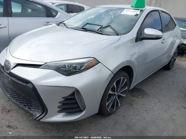 5YFBURHE4KP940165 2019 TOYOTA COROLLA - Image 2