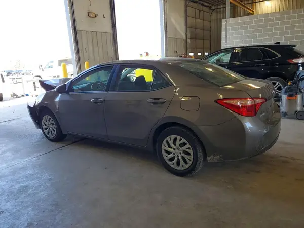 5YFBURHE4KP940893 2019 TOYOTA COROLLA - Image 2