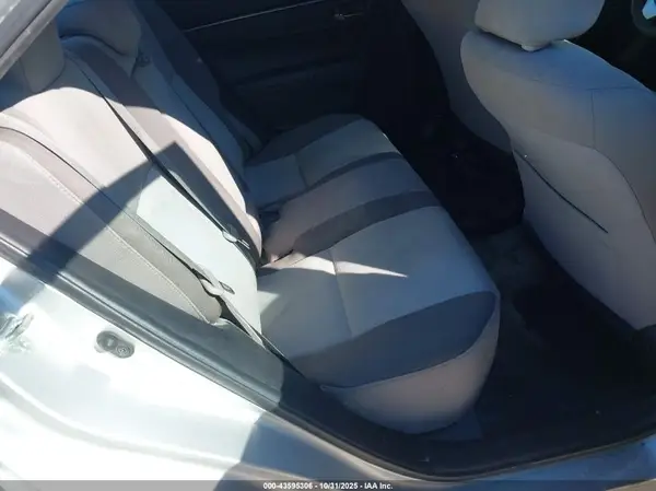 5YFBURHE4KP945236 2019 TOYOTA COROLLA - Image 8
