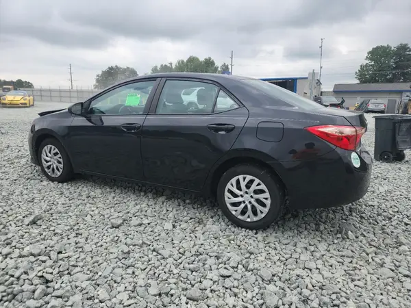5YFBURHE4KP945866 2019 TOYOTA COROLLA - Image 2