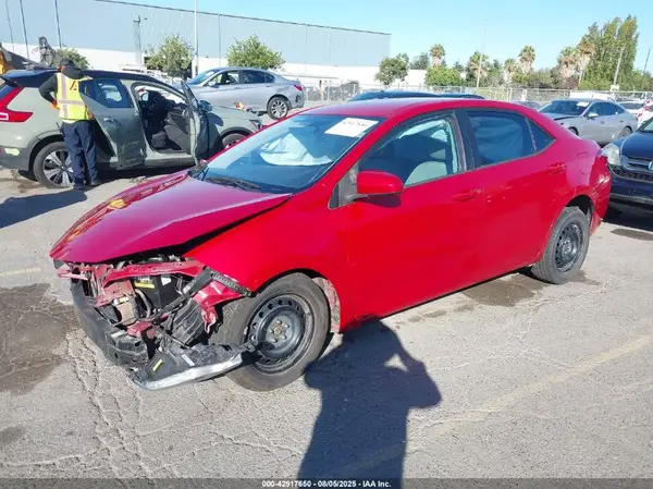 5YFBURHE5GP366571 2016 TOYOTA COROLLA - Image 2