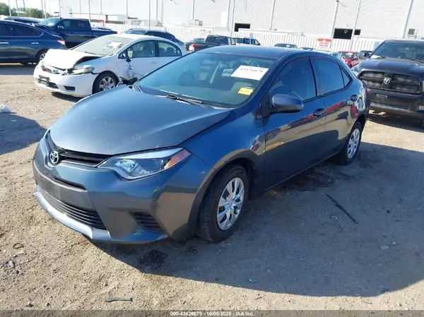 5YFBURHE5GP372726 2016 TOYOTA COROLLA - Image 2