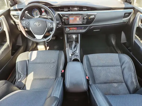 5YFBURHE5GP372953 2016 TOYOTA COROLLA - Image 8
