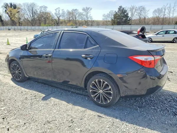 5YFBURHE5GP373567 2016 TOYOTA COROLLA - Image 2