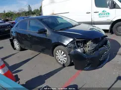 5YFBURHE5GP380213 2016 TOYOTA COROLLA