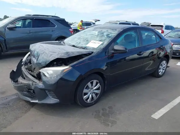 5YFBURHE5GP381782 2016 TOYOTA COROLLA - Image 2