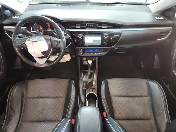 5YFBURHE5GP383211 2016 TOYOTA COROLLA - Image 8