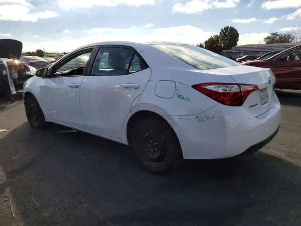 5YFBURHE5GP388831 2016 TOYOTA COROLLA - Image 2