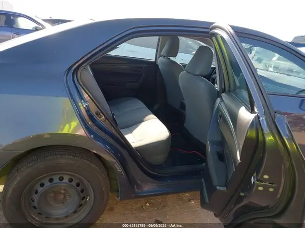 5YFBURHE5GP392975 2016 TOYOTA COROLLA - Image 8