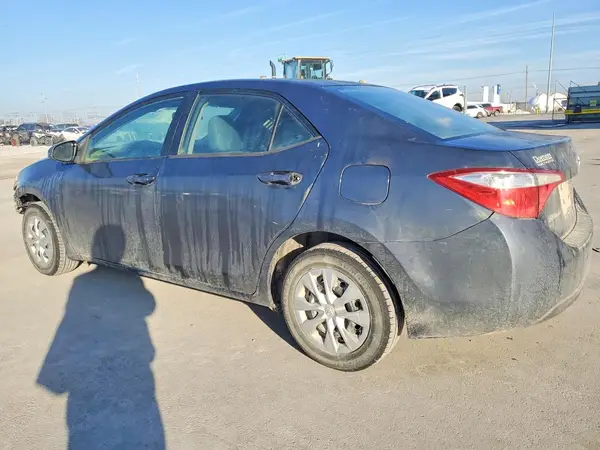 5YFBURHE5GP396217 2016 TOYOTA COROLLA - Image 2