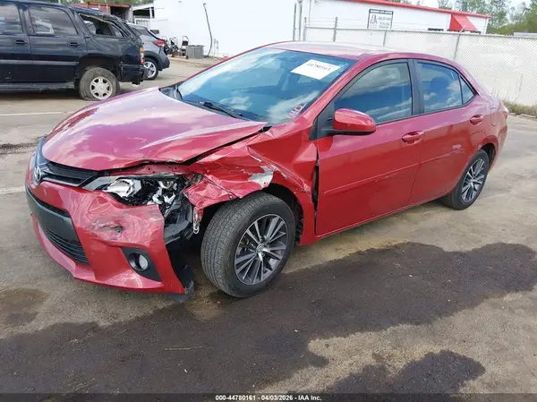 5YFBURHE5GP396458 2016 TOYOTA COROLLA - Image 2