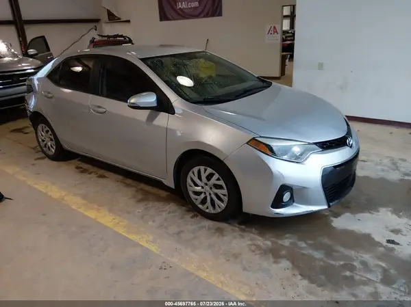 5YFBURHE5GP397559 2016 TOYOTA COROLLA - Image 1