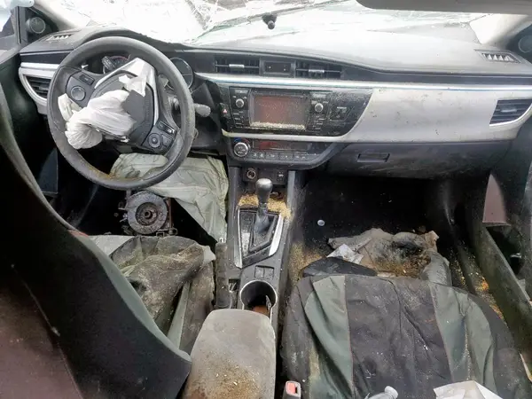 5YFBURHE5GP400086 2016 TOYOTA COROLLA - Image 8