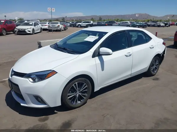 5YFBURHE5GP400282 2016 TOYOTA COROLLA - Image 2