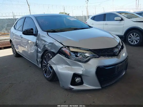5YFBURHE5GP408169 2016 TOYOTA COROLLA - Image 1