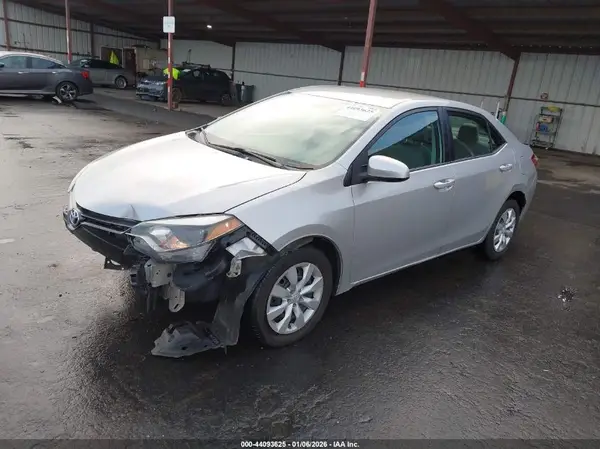 5YFBURHE5GP415834 2016 TOYOTA COROLLA - Image 2