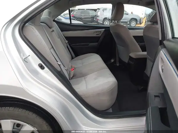 5YFBURHE5GP415834 2016 TOYOTA COROLLA - Image 8