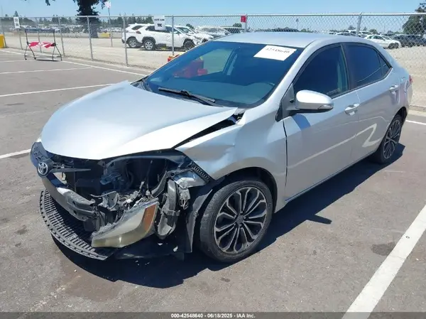 5YFBURHE5GP421231 2016 TOYOTA COROLLA - Image 2
