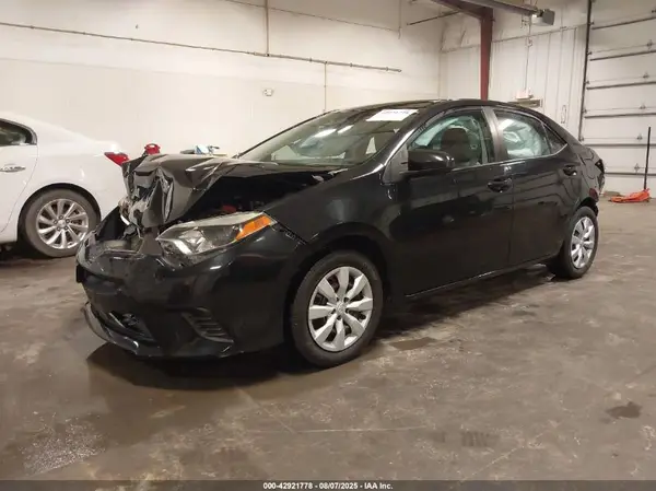 5YFBURHE5GP423884 2016 TOYOTA COROLLA - Image 2