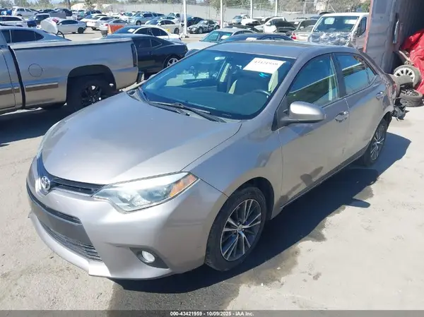 5YFBURHE5GP424212 2016 TOYOTA COROLLA - Image 2