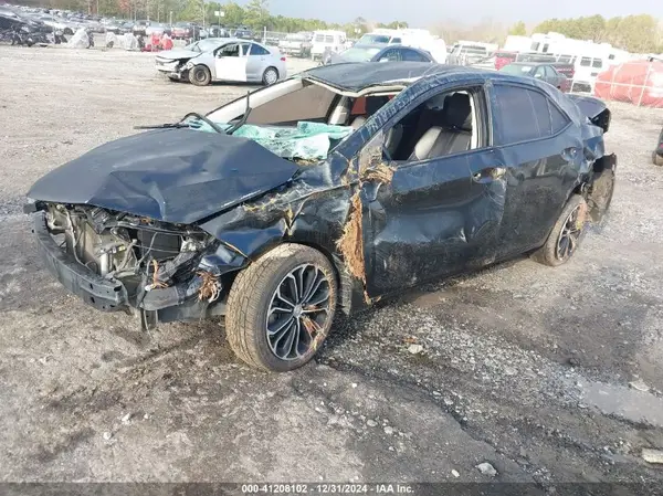 5YFBURHE5GP425585 2016 TOYOTA COROLLA - Image 2