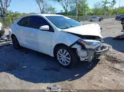 5YFBURHE5GP429801 2016 TOYOTA COROLLA