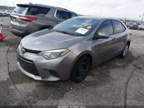 5YFBURHE5GP431421 2016 TOYOTA COROLLA - Image 2