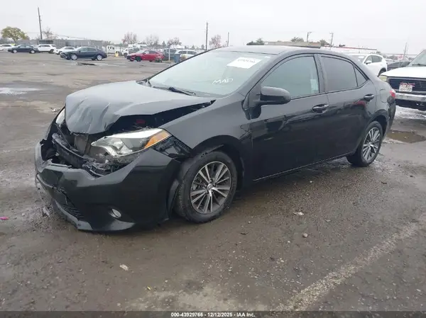 5YFBURHE5GP432052 2016 TOYOTA COROLLA - Image 2