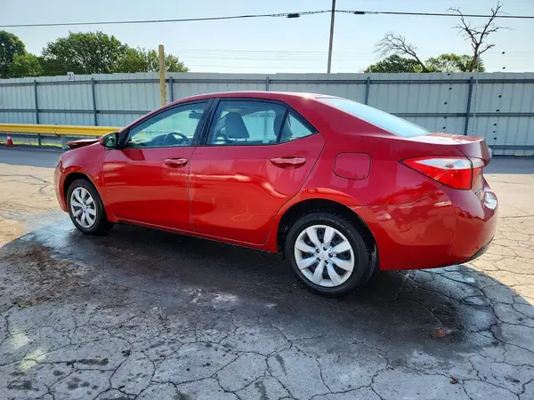5YFBURHE5GP432715 2016 TOYOTA COROLLA - Image 2