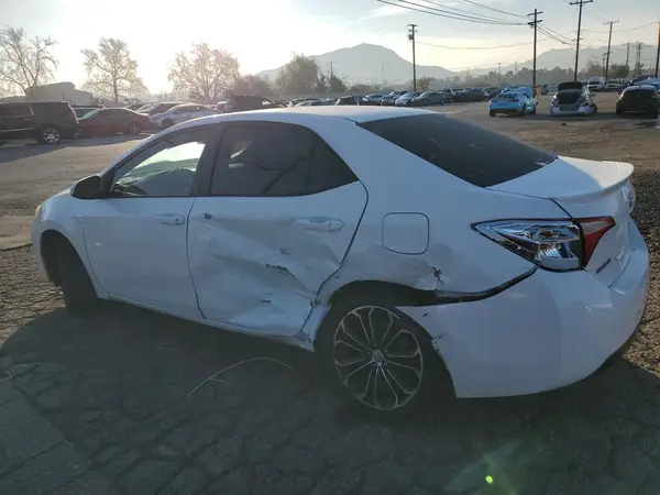5YFBURHE5GP435128 2016 TOYOTA COROLLA - Image 2