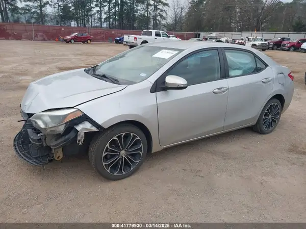 5YFBURHE5GP435176 2016 TOYOTA COROLLA - Image 2